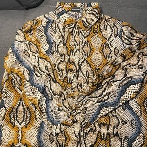 Button-up snack skin print